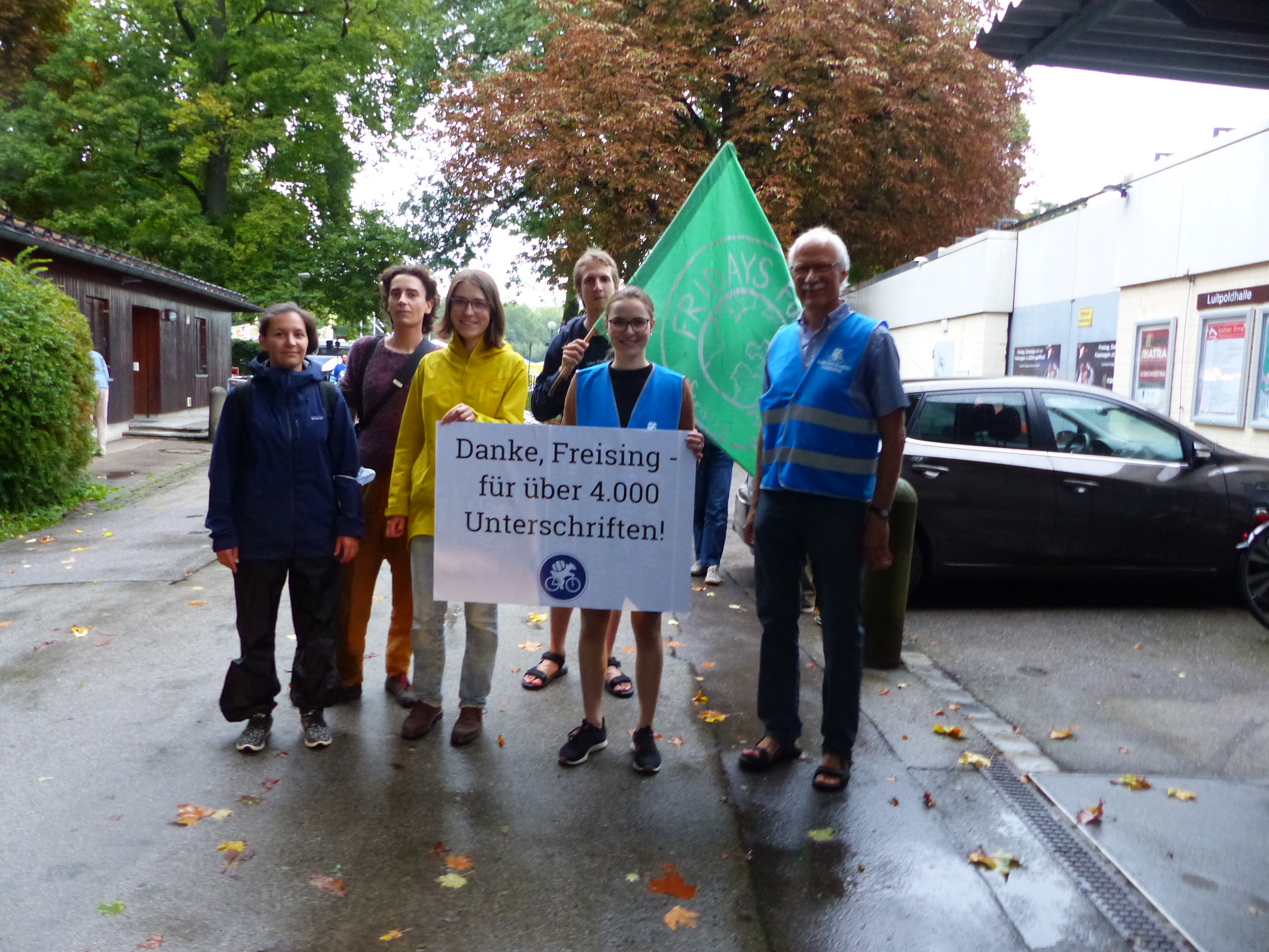 Radentscheid Freising: Übergabe Unterschriften 2021-09-16