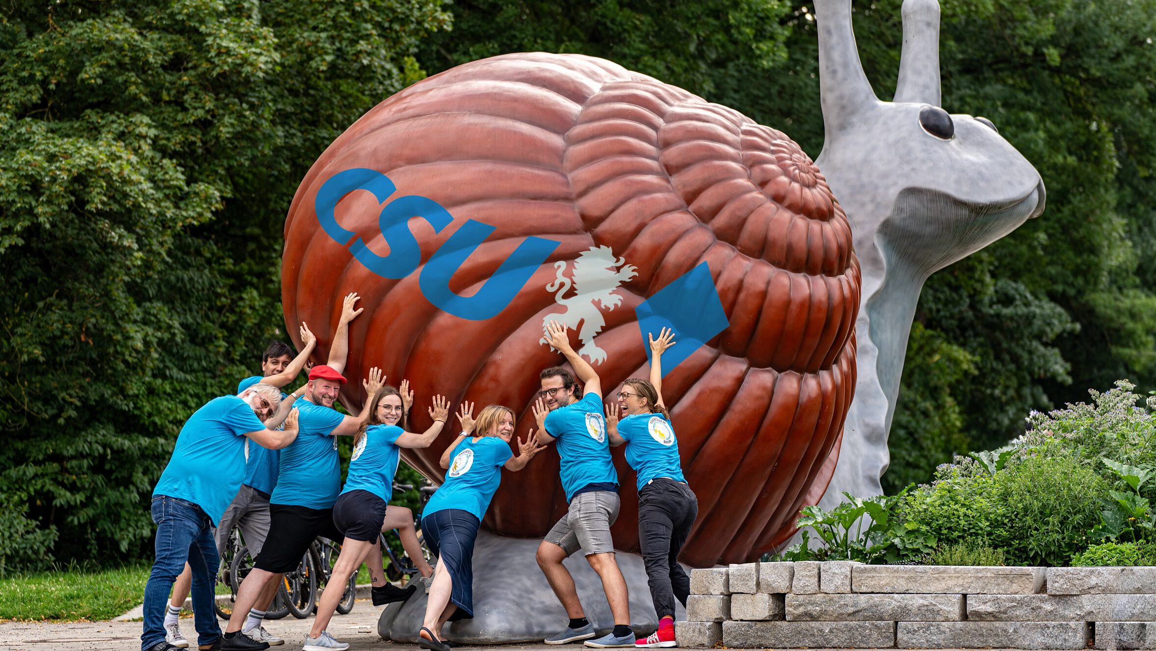 Radentscheid Bayern (schiebt die Schnecke CSU an) Photo: Radentscheid Bayern